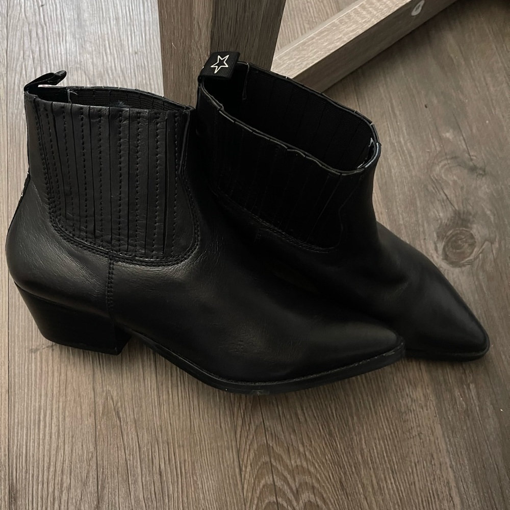 Steve Madden